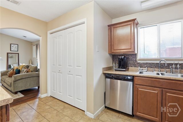 4008 Raybun Street, Savannah, GA 31405