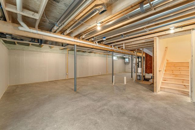 15 Dogwood Circle 15R Kousa, Milton, VT 05468