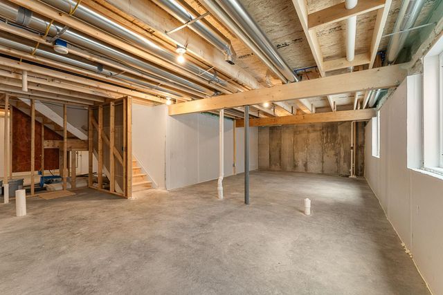 15 Dogwood Circle 15R Kousa, Milton, VT 05468