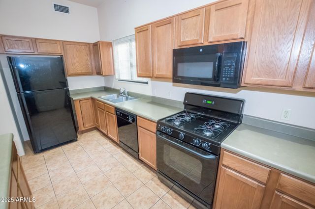 2285 CHAPLAIN CARTER Drive, Sierra Vista, AZ 85635