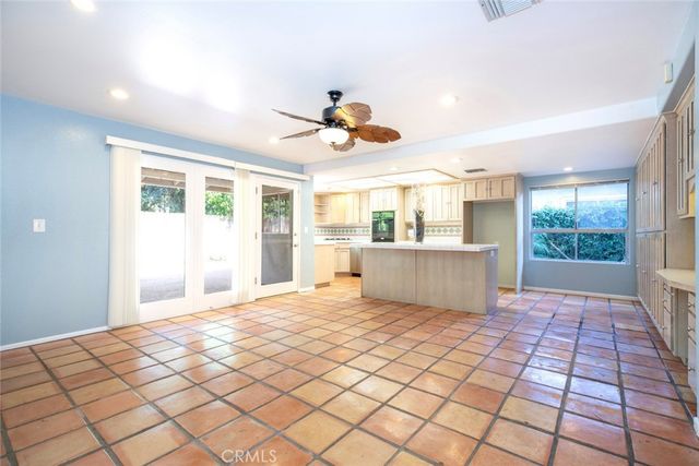 18119 Calvert Street, Tarzana, CA 91335
