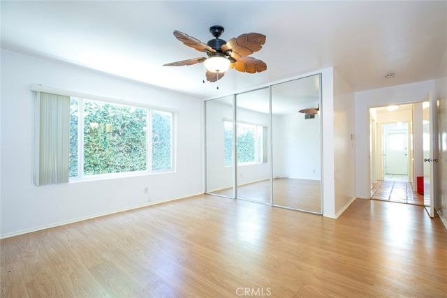 18119 Calvert Street, Tarzana, CA 91335