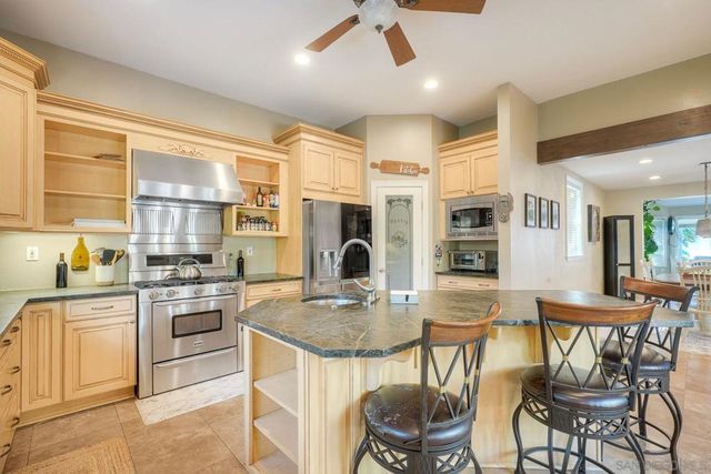 5232 Dixon, Oceanside, CA 92056