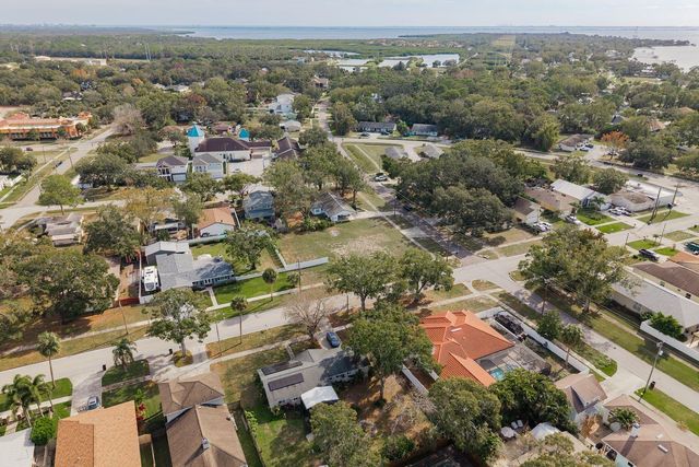 311 WASHINGTON AVENUE, Oldsmar, FL 34677