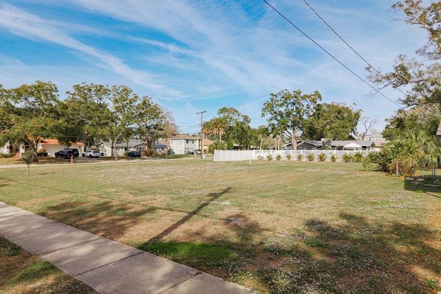 311 WASHINGTON AVENUE, Oldsmar, FL 34677