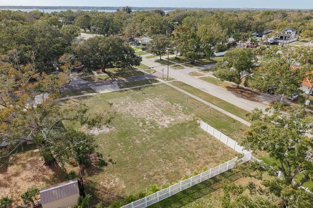 311 WASHINGTON AVENUE, Oldsmar, FL 34677