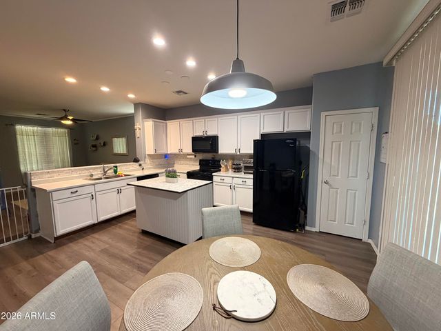 12021 W DAVIS Lane, Avondale, AZ 85323