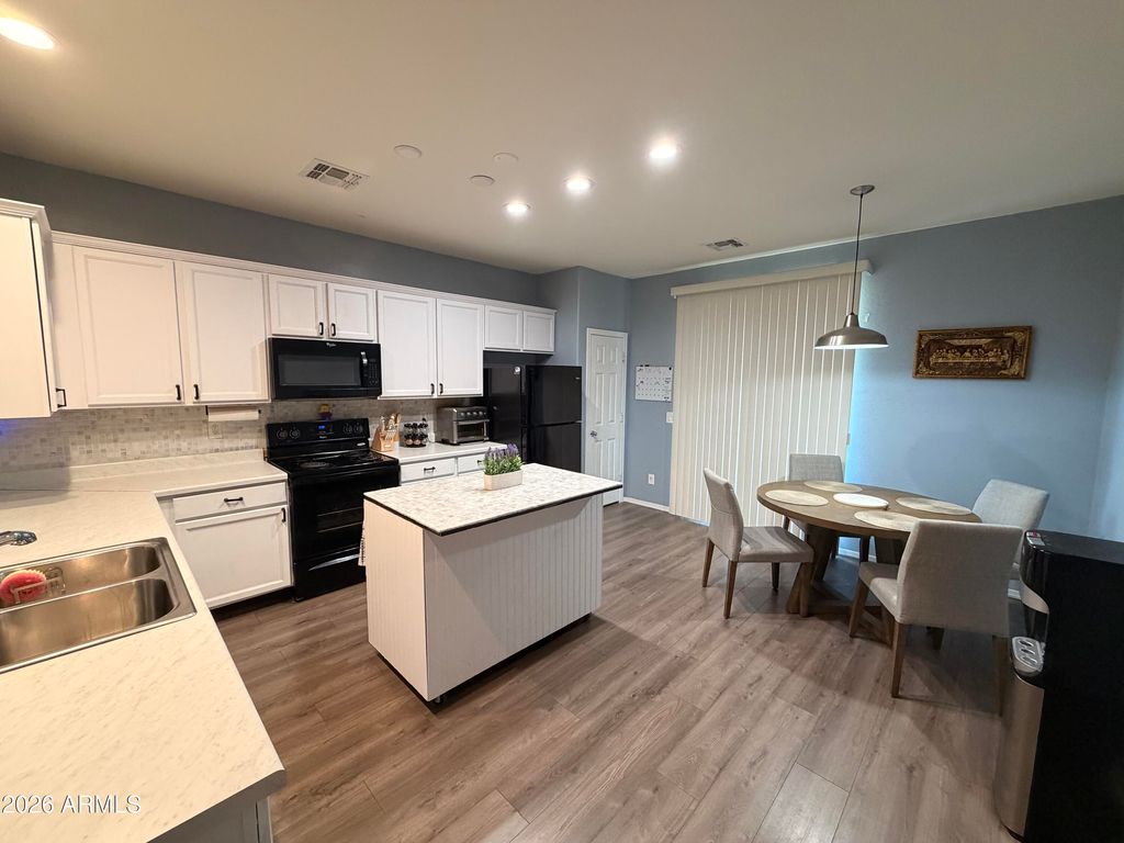 12021 W DAVIS Lane, Avondale, AZ 85323 — photo 5