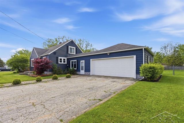 301 Church Street, Auburn, MI 48611