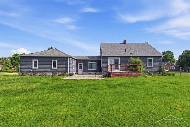 301 Church Street, Auburn, MI 48611