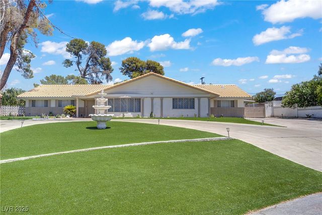 4568 Carriage Lane, Las Vegas, NV 89119