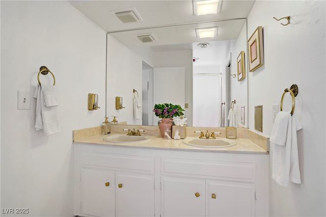 4568 Carriage Lane, Las Vegas, NV 89119