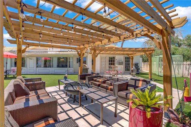 4568 Carriage Lane, Las Vegas, NV 89119