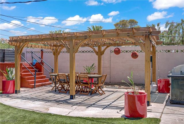 4568 Carriage Lane, Las Vegas, NV 89119