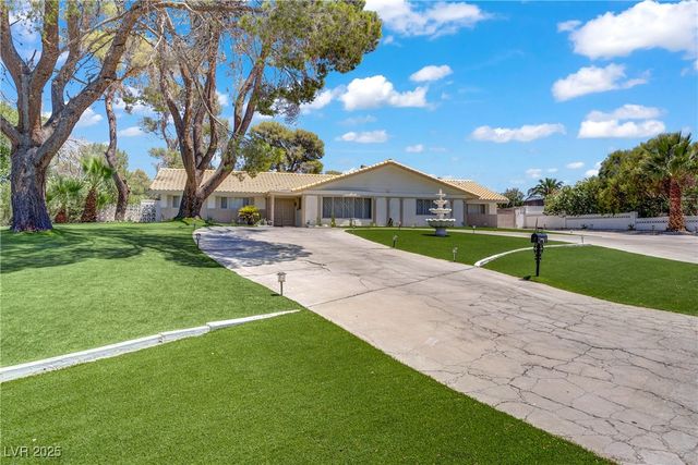 4568 Carriage Lane, Las Vegas, NV 89119