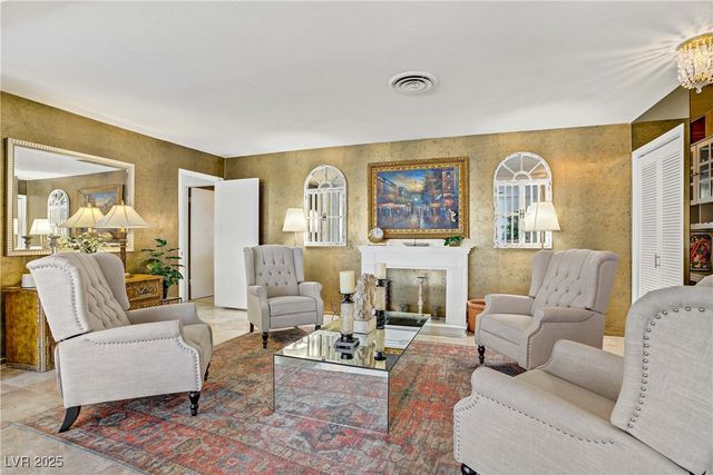 4568 Carriage Lane, Las Vegas, NV 89119