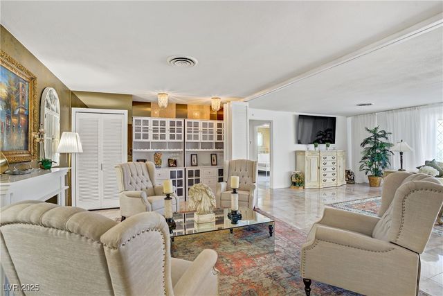 4568 Carriage Lane, Las Vegas, NV 89119