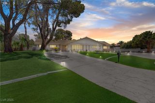 4568 Carriage Lane, Las Vegas, NV 89119