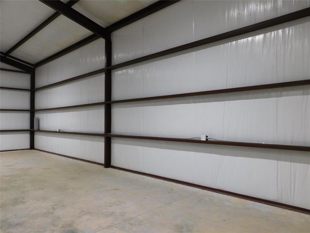 10719 Pine Street, Willis, TX 77318