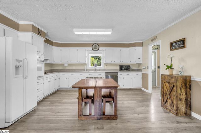 18 Konnarock Circle, Greenville, SC 29617