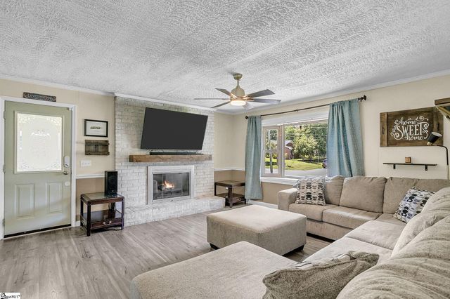 18 Konnarock Circle, Greenville, SC 29617