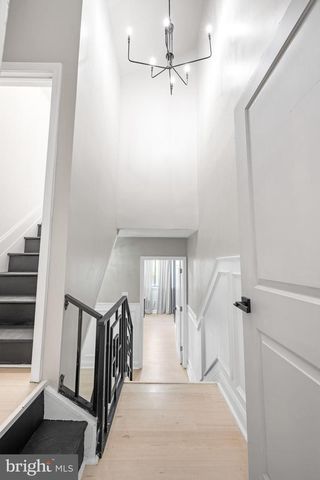 8 CHIPLEY RUN, Voorhees, NJ 08043