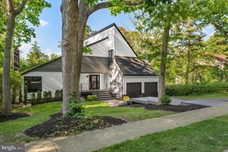 8 CHIPLEY RUN, Voorhees, NJ 08043