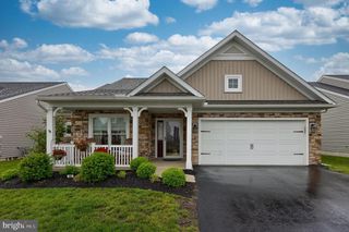 68 PLEASANT ROAD, Gordonville, PA 17529