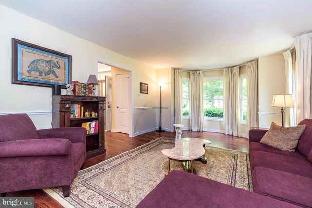 100 GROUSE CT, North Wales, PA 19454
