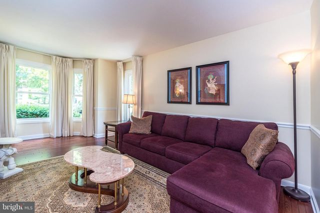 100 GROUSE CT, North Wales, PA 19454