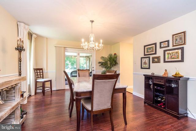 100 GROUSE CT, North Wales, PA 19454