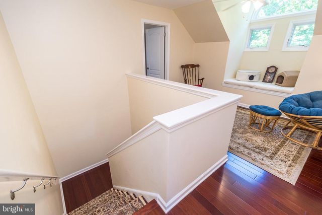 100 GROUSE CT, North Wales, PA 19454