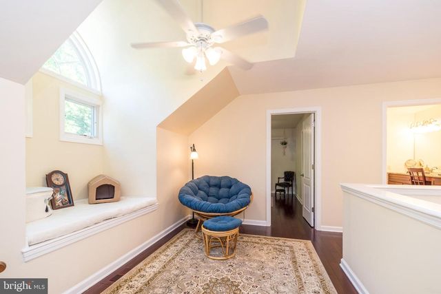 100 GROUSE CT, North Wales, PA 19454