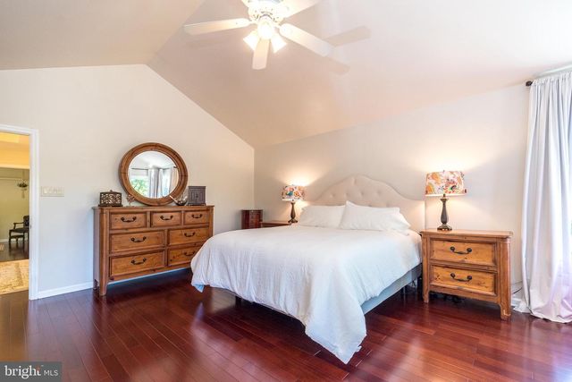100 GROUSE CT, North Wales, PA 19454