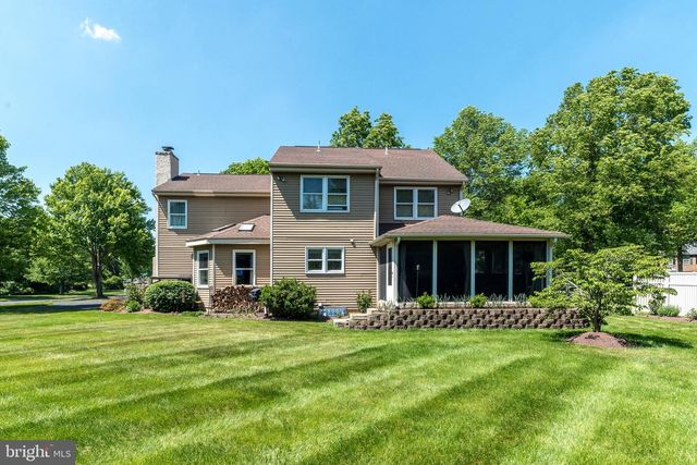 100 GROUSE CT, North Wales, PA 19454