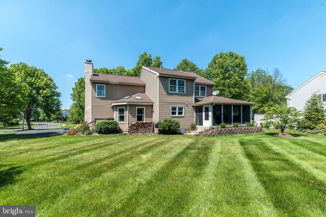 100 GROUSE CT, North Wales, PA 19454