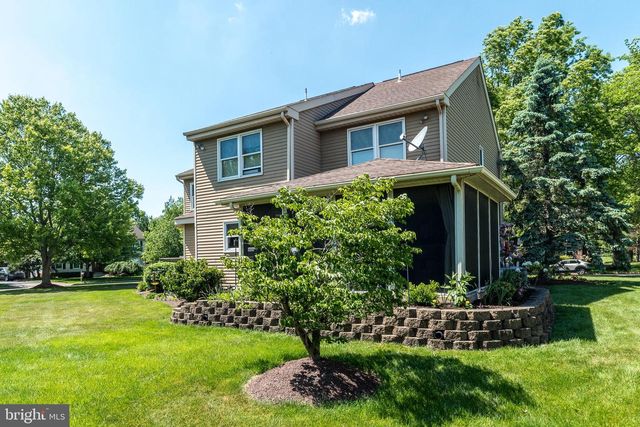 100 GROUSE CT, North Wales, PA 19454