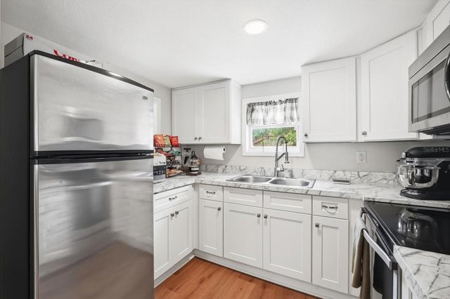 708 E DREW STREET, Plant City, FL 33563