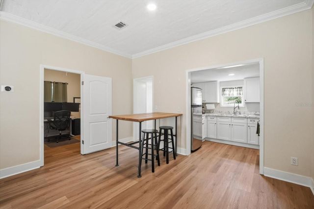 708 E DREW STREET, Plant City, FL 33563