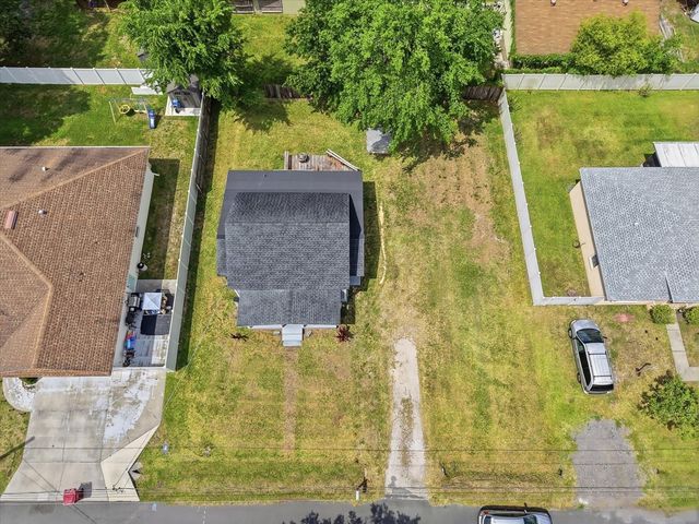 708 E DREW STREET, Plant City, FL 33563