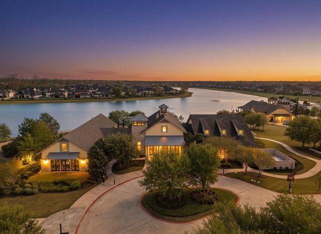 1806 Sienna Grove Drive, Missouri City, TX 77459