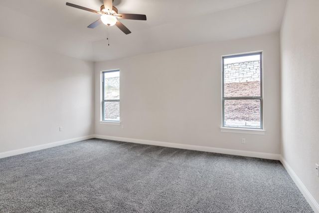 210 Gulfton ST, Lakeway, TX 78738