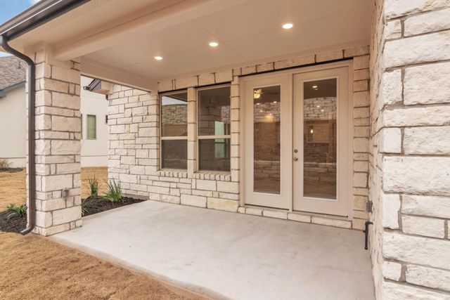 210 Gulfton ST, Lakeway, TX 78738