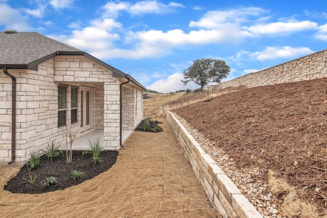 210 Gulfton ST, Lakeway, TX 78738