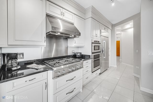 1211 S Prairie Avenue 1204, Chicago, IL 60605