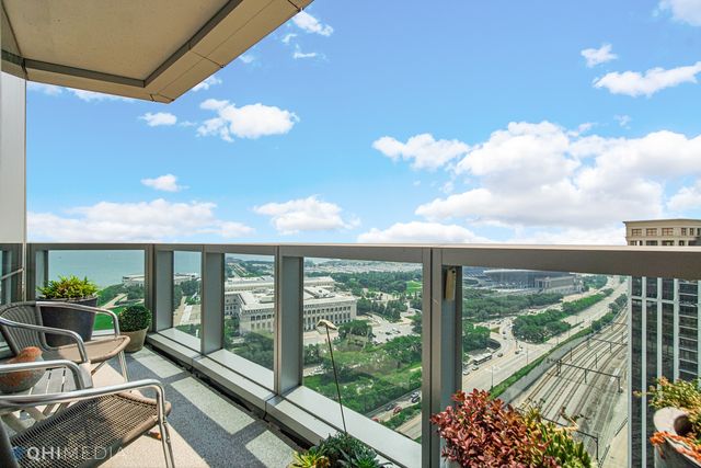 1211 S Prairie Avenue 1204, Chicago, IL 60605