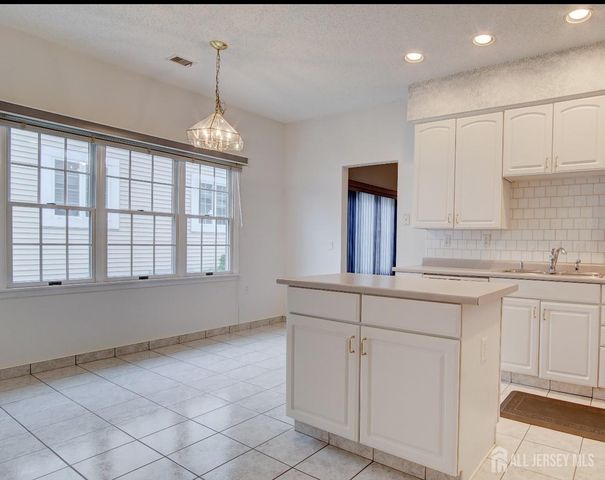 59 Westboro Lane, Monroe, NJ 08831