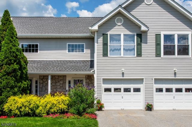 16 Cotton Ct, Hardyston Twp., NJ 07419