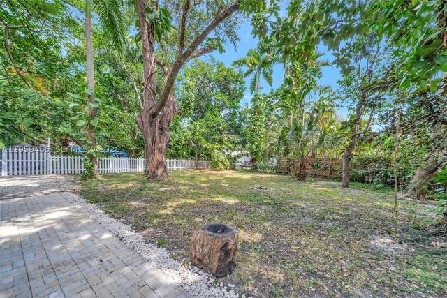 14995 NE 9th Ave, Miami, FL 33161