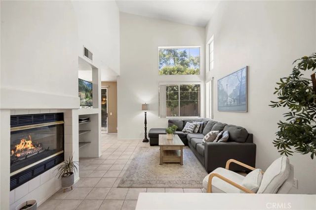 3423 E White Chapel Court E, Orange, CA 92869